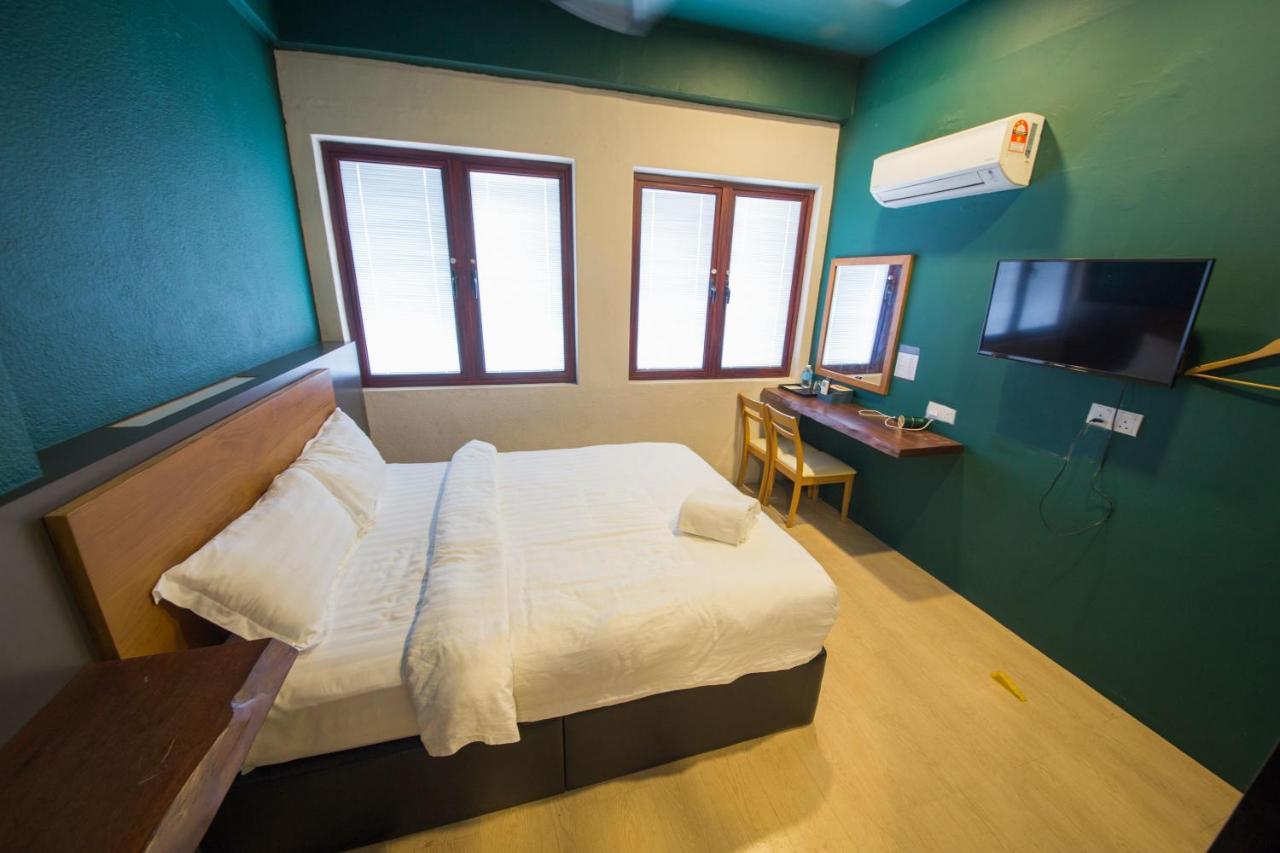 Room V Jalan Sultanah Near Bus Stop Batu Pahat Exteriér fotografie
