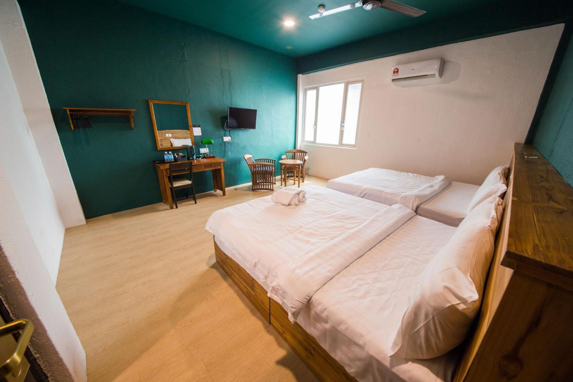 Room V Jalan Sultanah Near Bus Stop Batu Pahat Exteriér fotografie