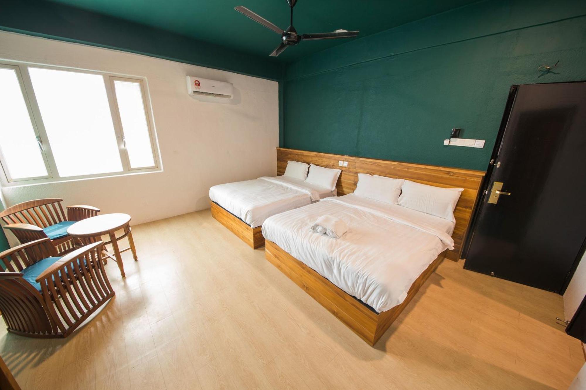Room V Jalan Sultanah Near Bus Stop Batu Pahat Exteriér fotografie
